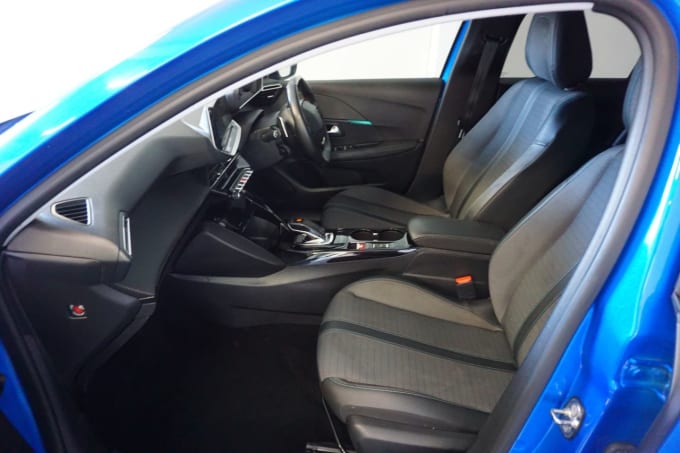 2025 Peugeot 208