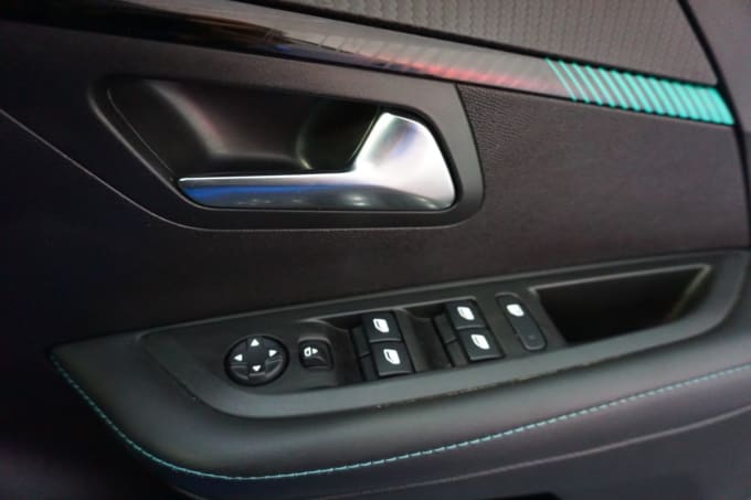 2025 Peugeot 208
