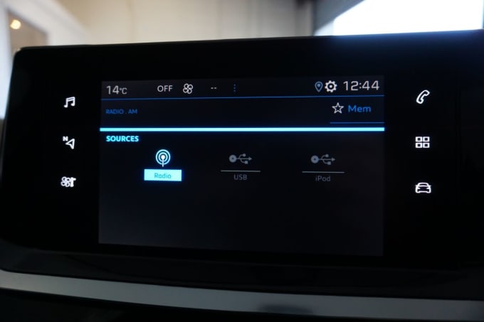 2025 Peugeot 208