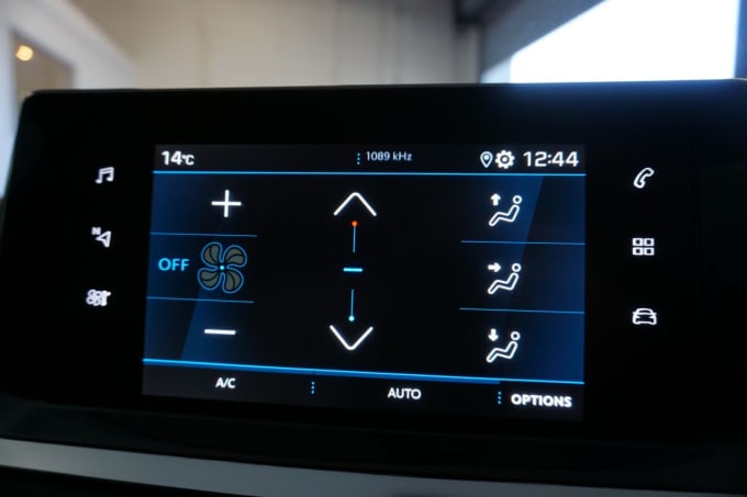 2025 Peugeot 208