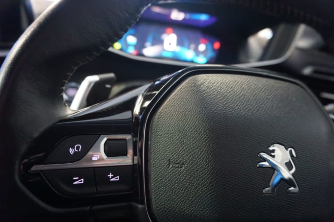 2025 Peugeot 208