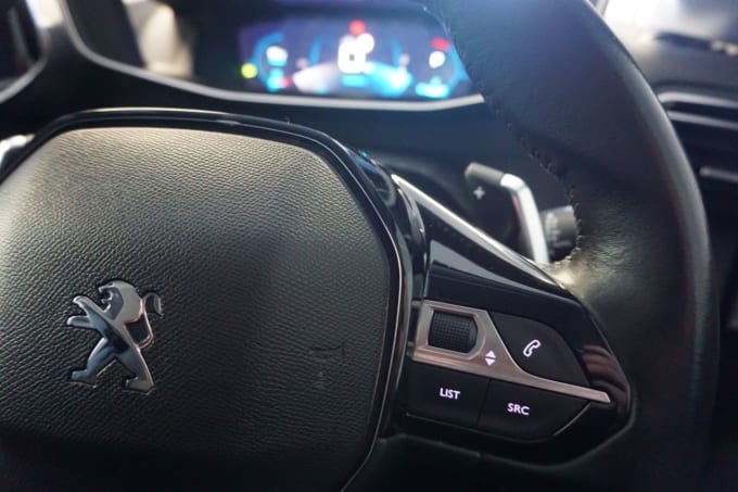 2025 Peugeot 208