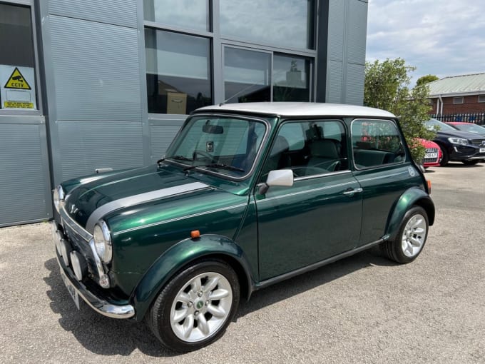 2025 Rover Mini