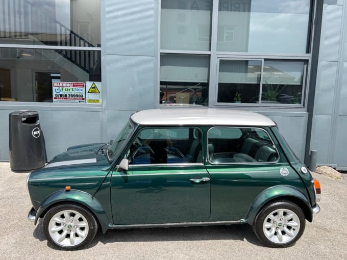 2025 Rover Mini