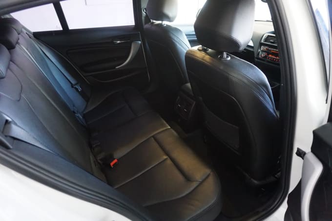 2025 BMW 1 Series