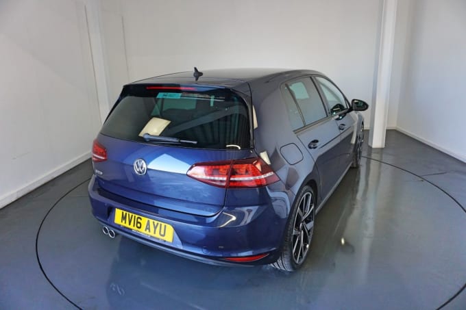 2016 Volkswagen Golf