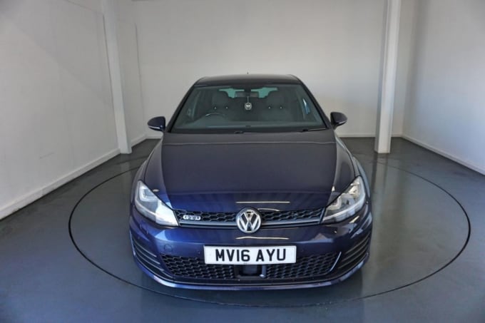 2016 Volkswagen Golf