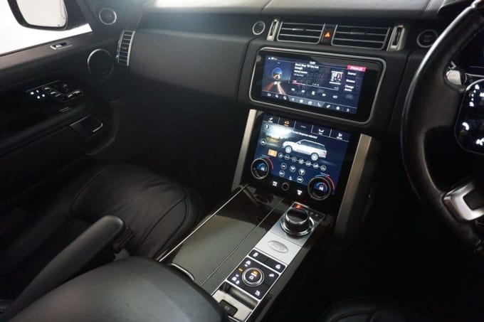 2018 Land Rover Range Rover