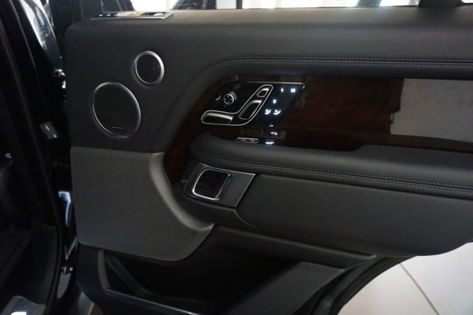 2018 Land Rover Range Rover