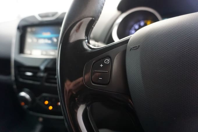 2025 Renault Clio