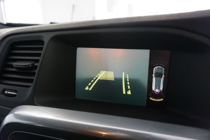 2025 Volvo V60