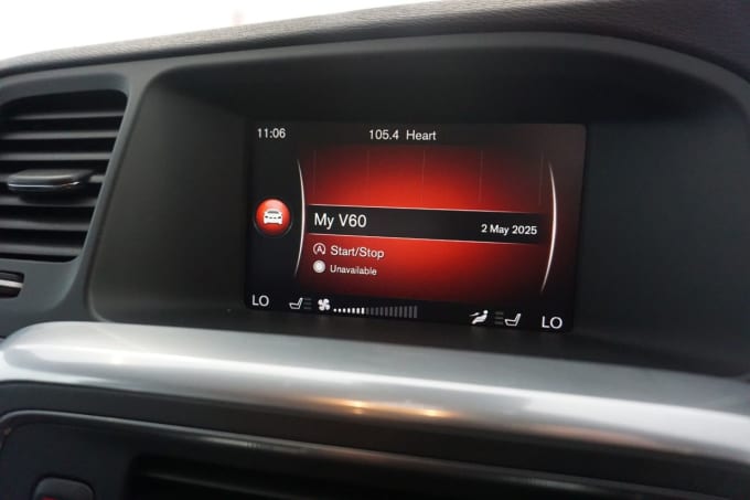 2025 Volvo V60