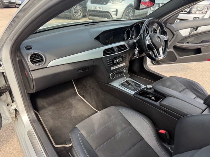2025 Mercedes-benz C-class