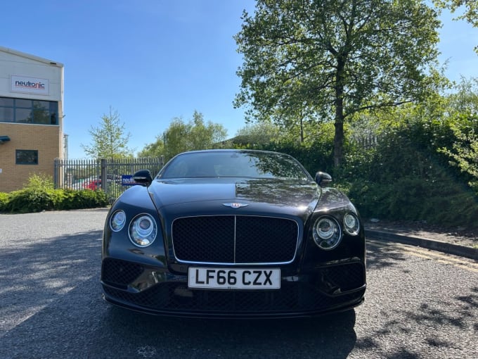 2025 Bentley Continental
