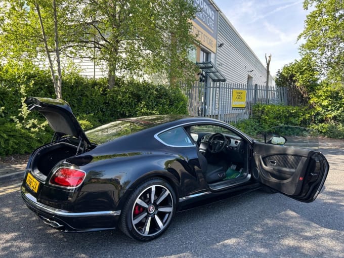 2025 Bentley Continental