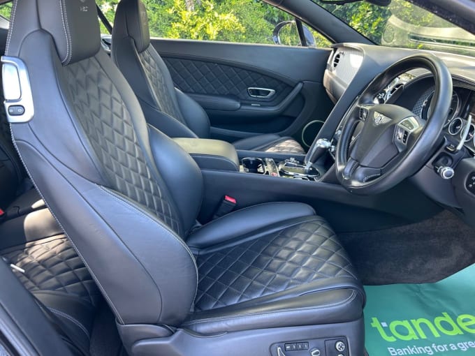 2025 Bentley Continental