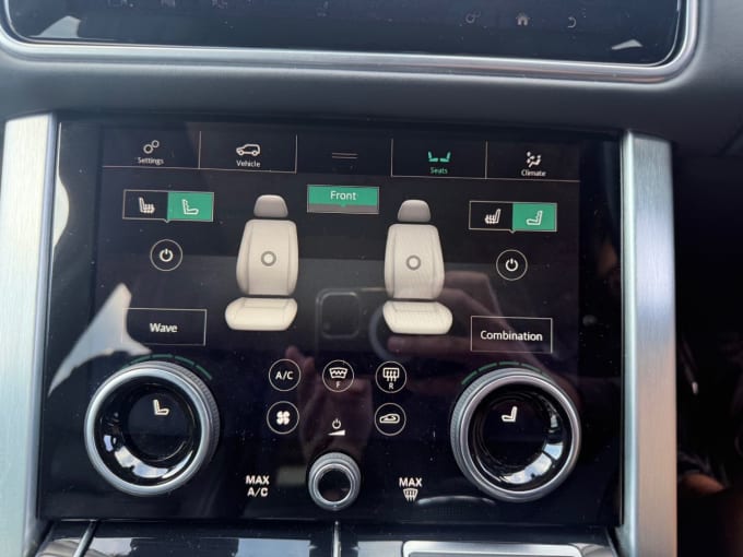 2025 Land Rover Range Rover