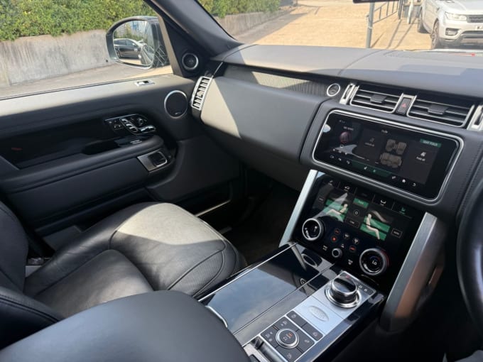 2025 Land Rover Range Rover