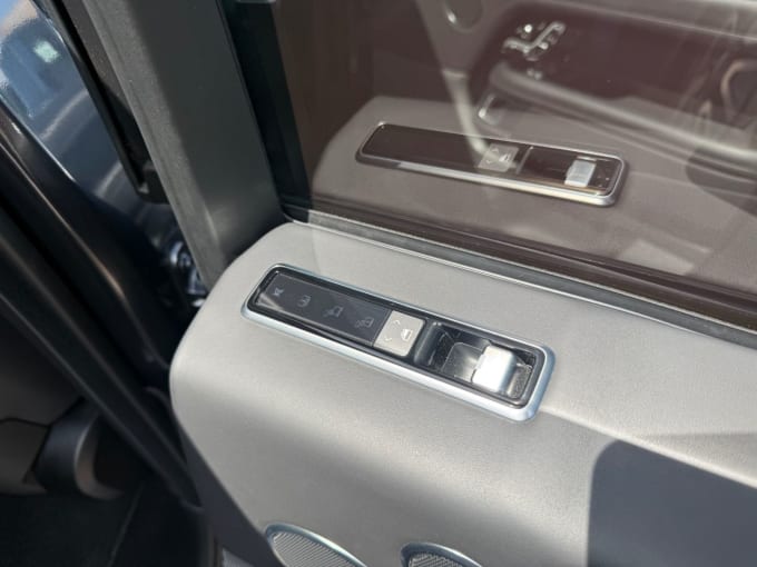 2025 Land Rover Range Rover