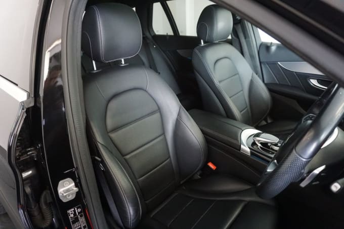 2025 Mercedes-benz C-class