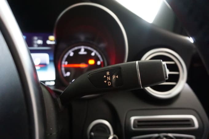 2025 Mercedes-benz C-class