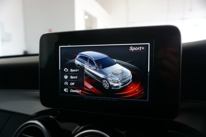 2025 Mercedes-benz C-class