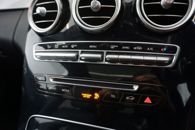 2025 Mercedes-benz C-class