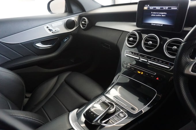2025 Mercedes-benz C-class
