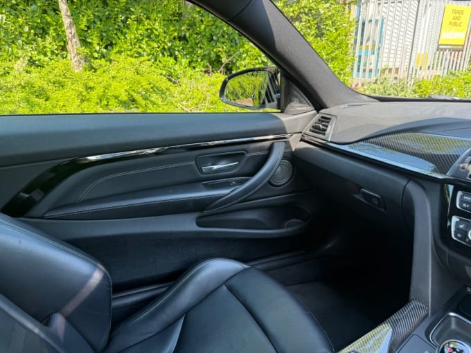 2025 BMW M4