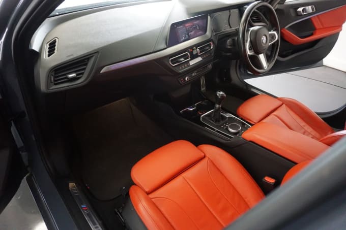 2025 BMW 1 Series