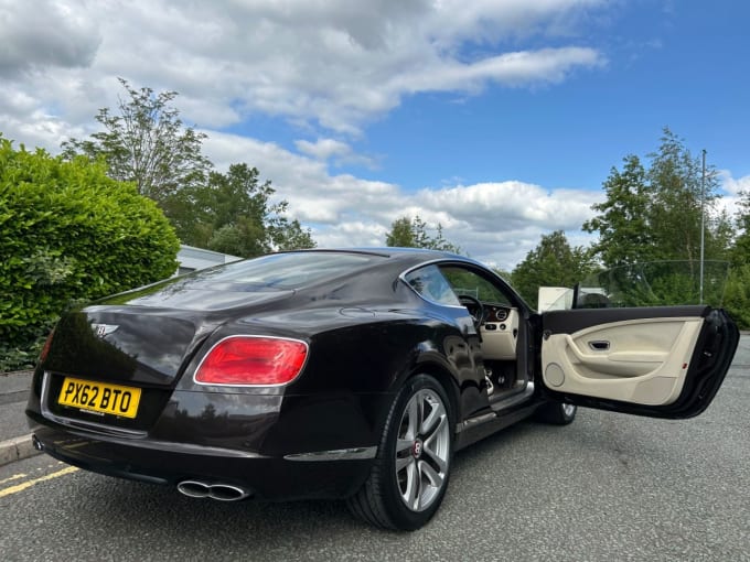 2025 Bentley Continental