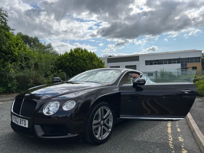 2025 Bentley Continental