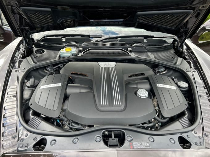 2025 Bentley Continental