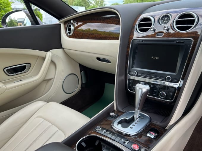 2025 Bentley Continental