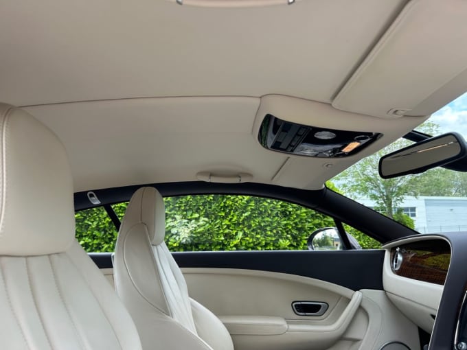 2025 Bentley Continental
