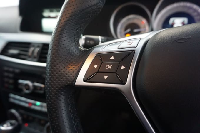 2025 Mercedes-benz C-class