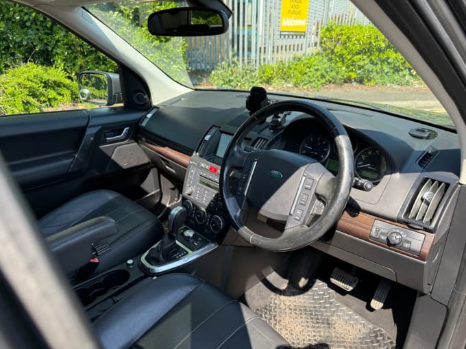 2025 Land Rover Freelander 2