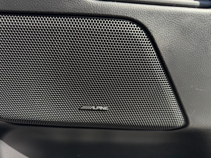 2025 Land Rover Freelander 2