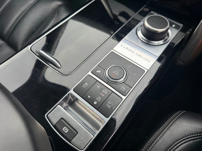 2025 Land Rover Range Rover