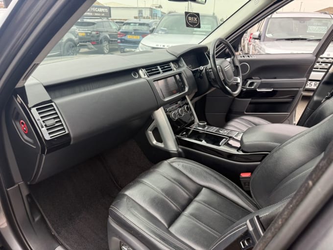 2025 Land Rover Range Rover