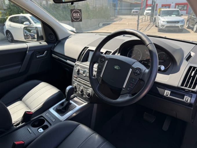 2025 Land Rover Freelander 2