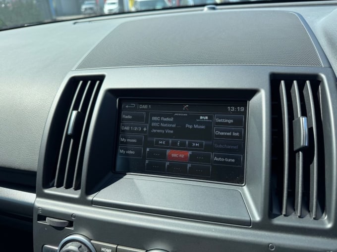 2025 Land Rover Freelander 2