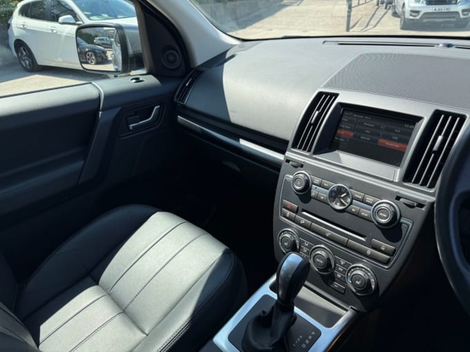 2025 Land Rover Freelander 2