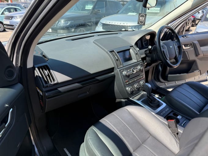 2025 Land Rover Freelander 2
