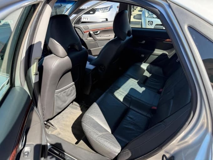 2025 Volvo S80
