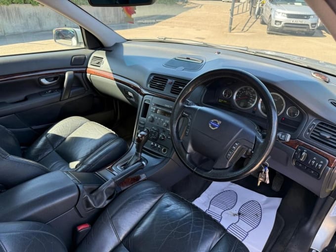2025 Volvo S80