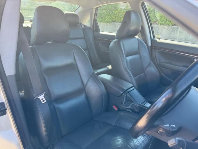 2025 Volvo S80