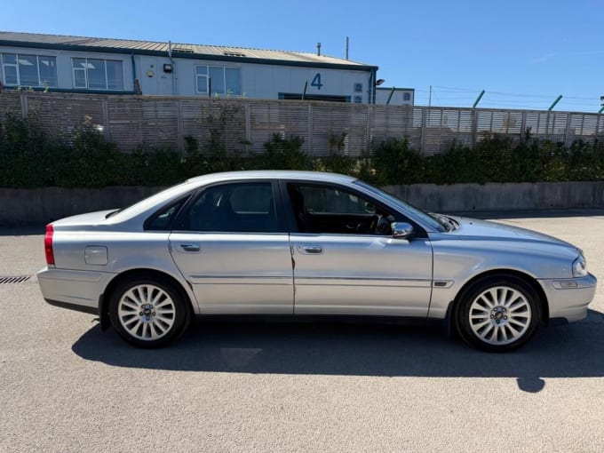 2025 Volvo S80