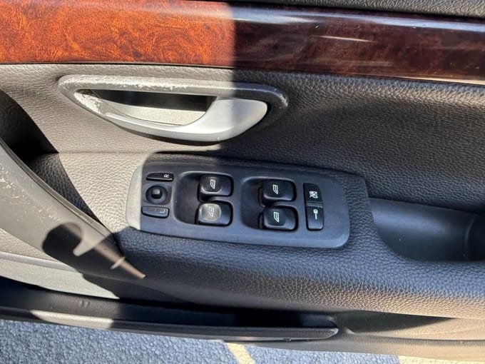 2025 Volvo S80