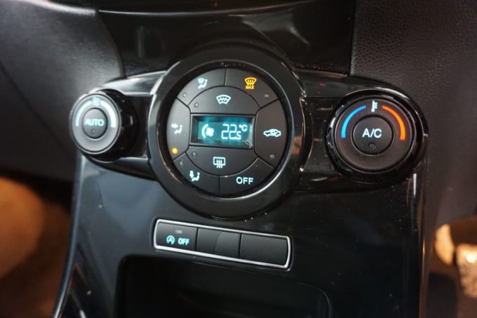 2025 Ford Fiesta